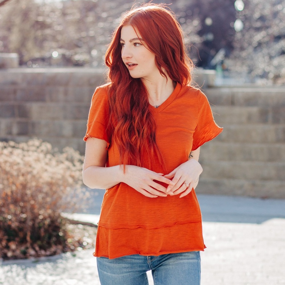 NWT Listicle Rust Flutter Sleeve V-Neck Tee